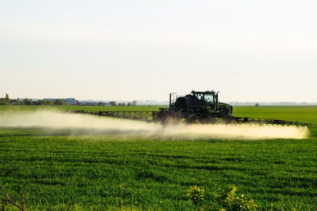 Žaibiškas efektas: kodėl vasarą skystis nugali granules?