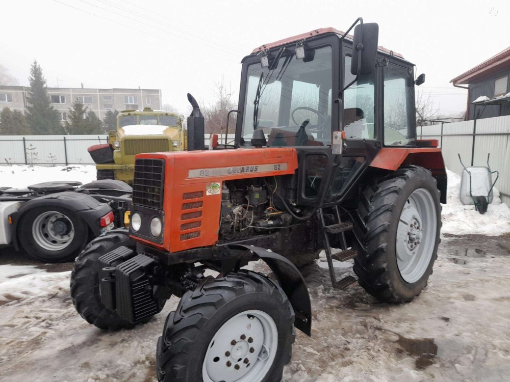 mtz-belarus-820-traktoriai-1 (1).jpg